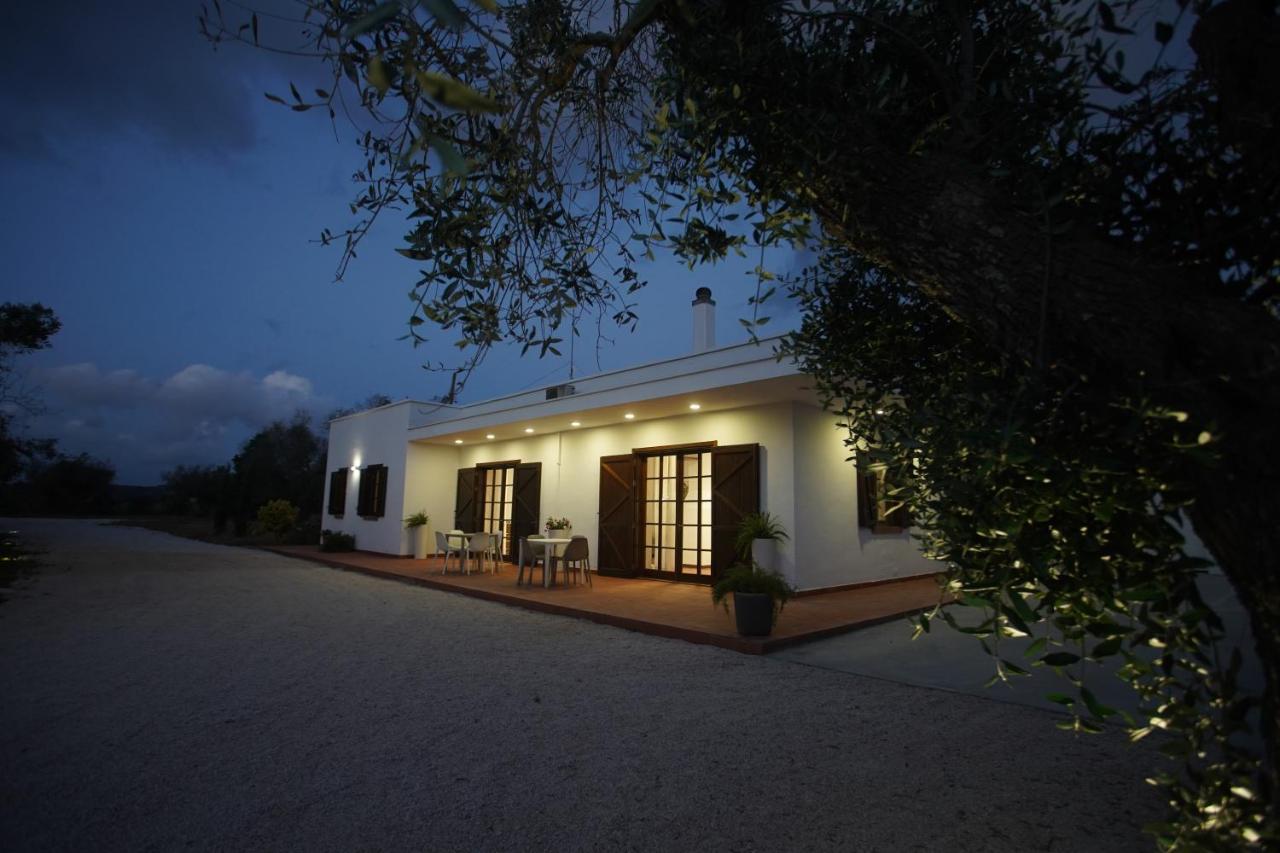 Bed and Breakfast Gli Ulivi Di Gino Sanarica Exterior foto
